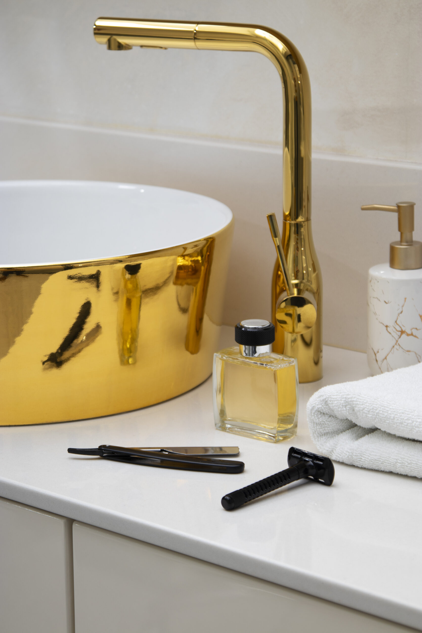 Flash Champagne Gold powder coating sample – image 1